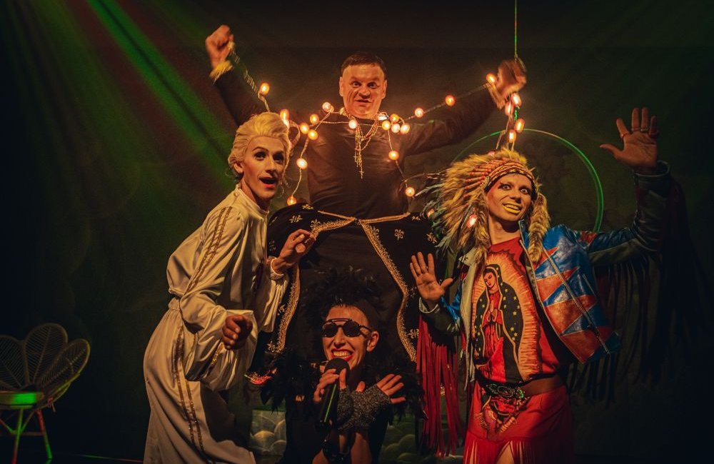 TEATR NOWY PROXIMA (PL): KORA.BOSKA