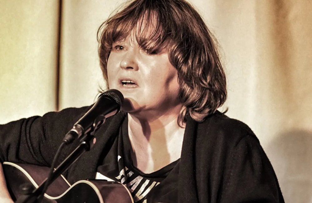 MUSIC MOMENTS - SOŇA HORŇÁKOVÁ