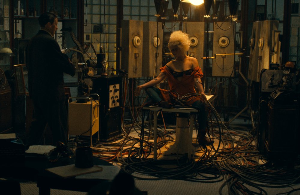 Ozveny svetových festivalov: NEVESTA!