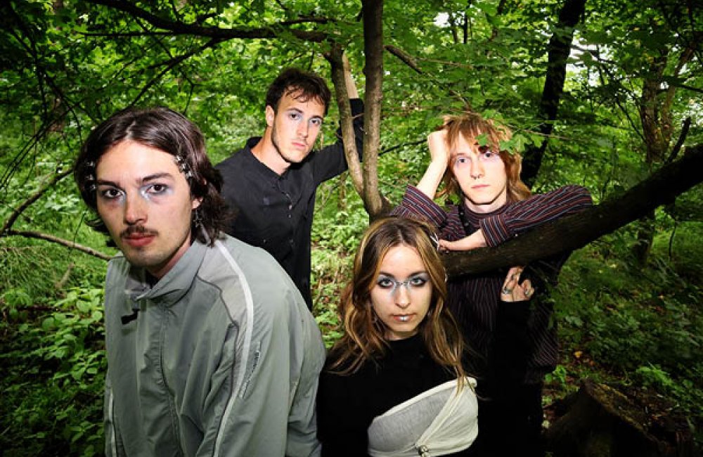 KLUB ZA ZRKADLOM / NOTHINE + MINUS HERO + SOAPLESS